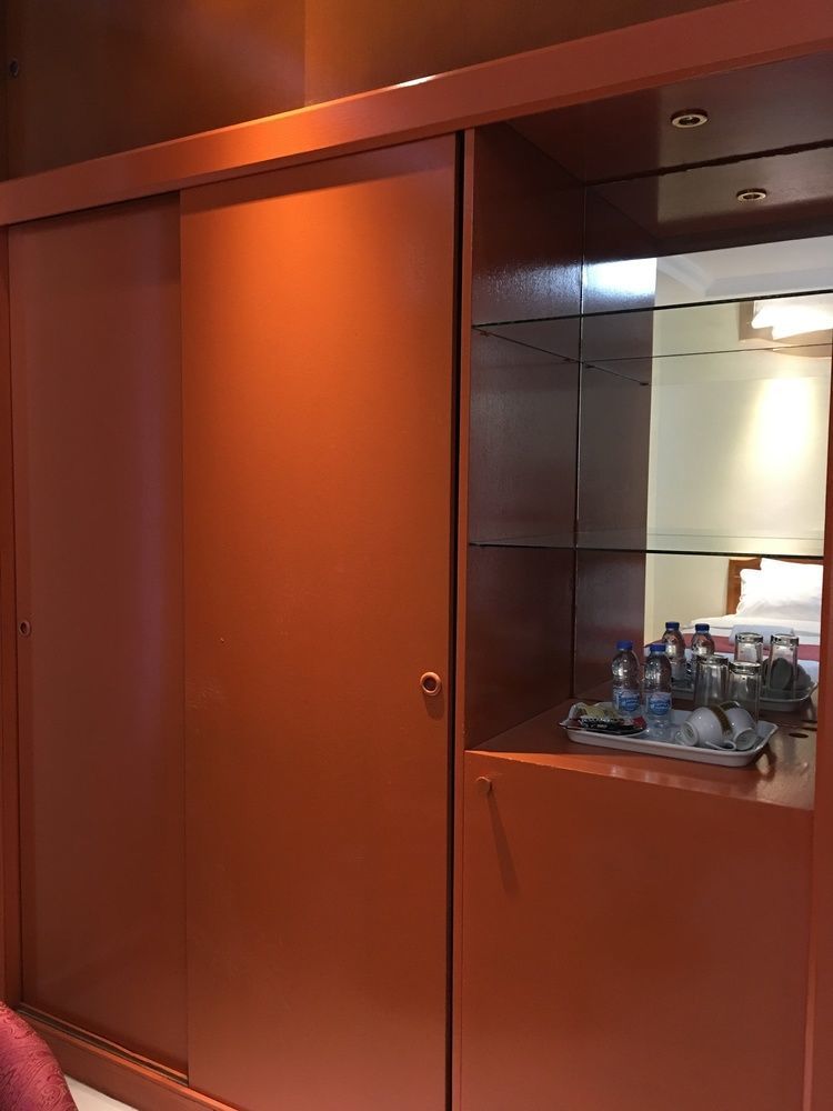 Oyo 366 Waves Hotel Αϊμάν Εξωτερικό φωτογραφία