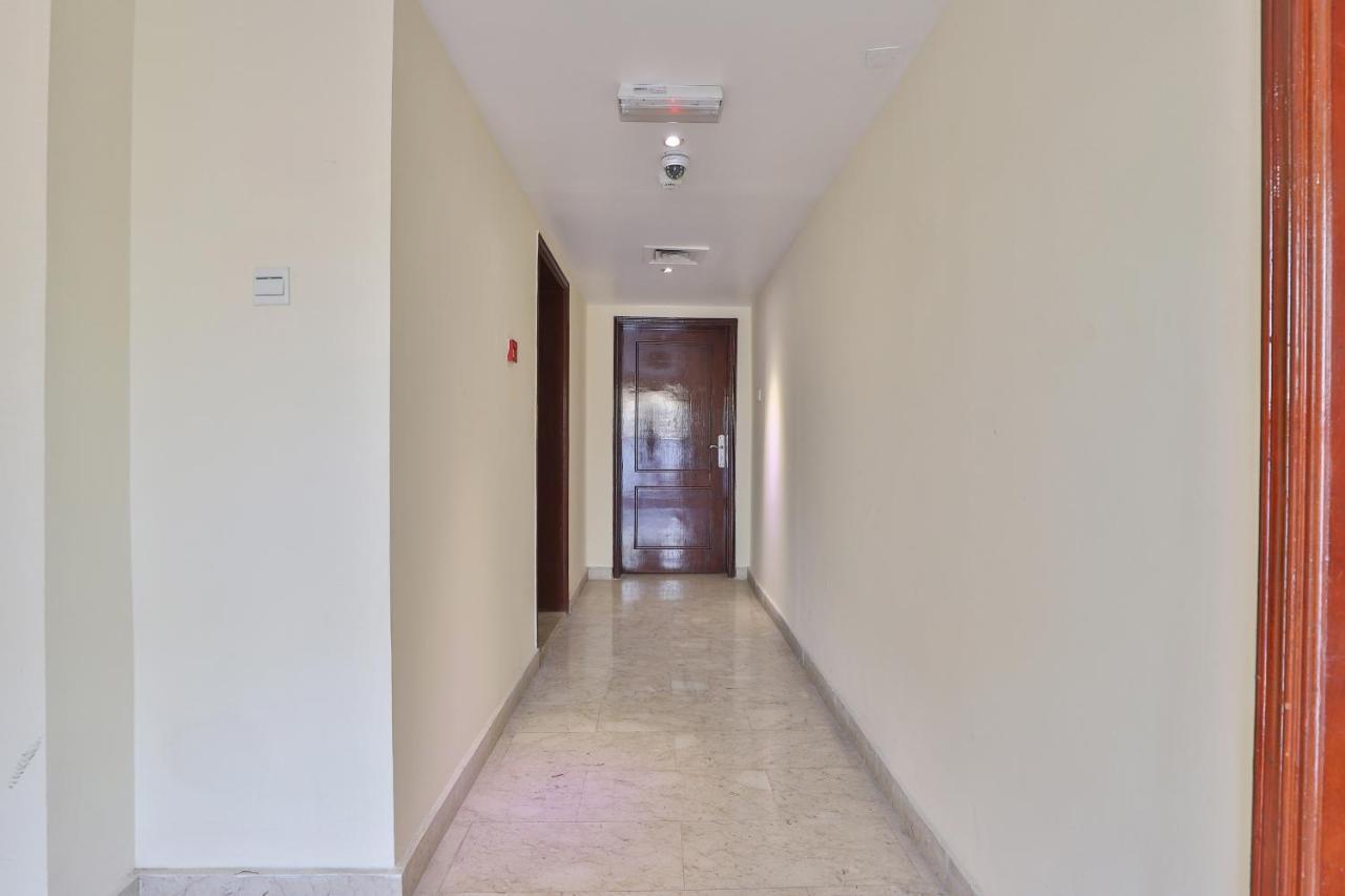 Oyo 366 Waves Hotel Αϊμάν Εξωτερικό φωτογραφία