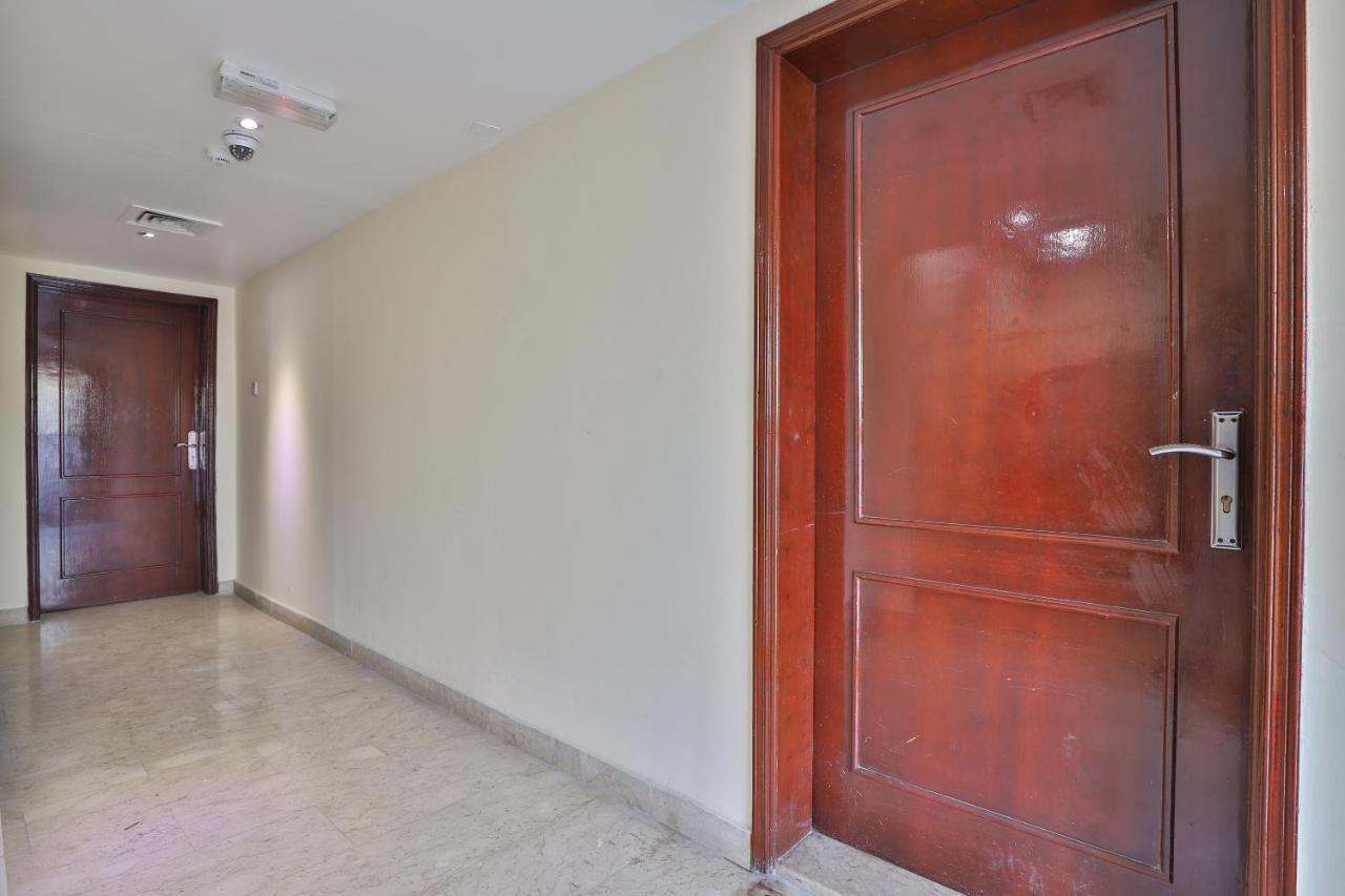Oyo 366 Waves Hotel Αϊμάν Εξωτερικό φωτογραφία