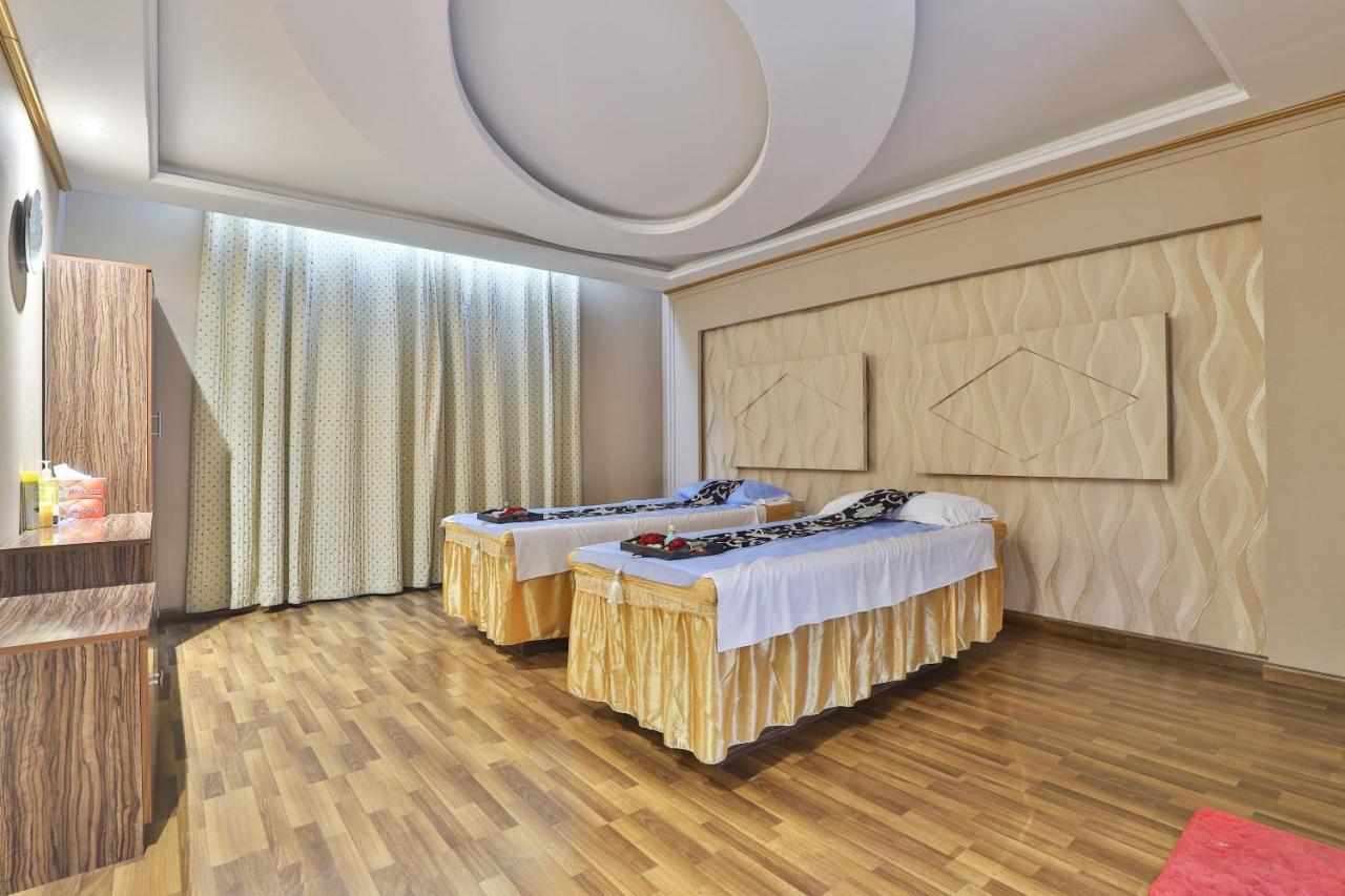 Oyo 366 Waves Hotel Αϊμάν Εξωτερικό φωτογραφία