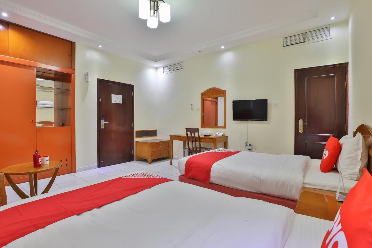 Oyo 366 Waves Hotel Αϊμάν Εξωτερικό φωτογραφία