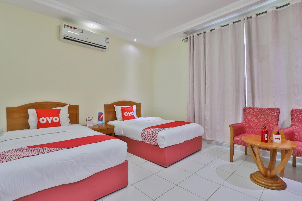 Oyo 366 Waves Hotel Αϊμάν Εξωτερικό φωτογραφία